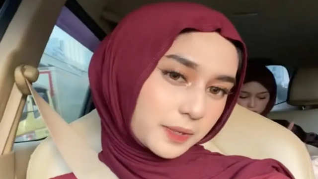 Sabyyna: Potret Kreator Urban yang Menginspirasi Lewat Layar TikTok Sabyyna: Potret Kreator Urban yang Menginspirasi